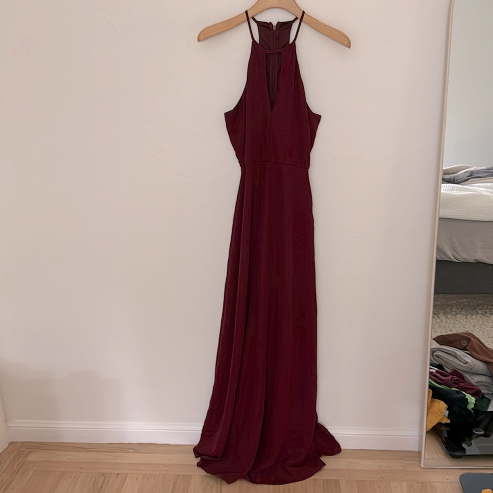 Lulu’s maroon/wine-colored maxi dress